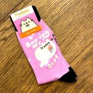 NWT🤩 Pusheen brand featuring Boosheen crew socks
